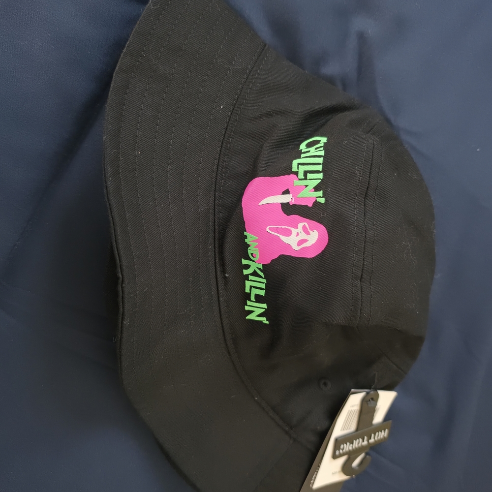 Hot Topic Black Bucket Hat with Neon Pink & Green Ghostface Graphic - Picture 3 of 4